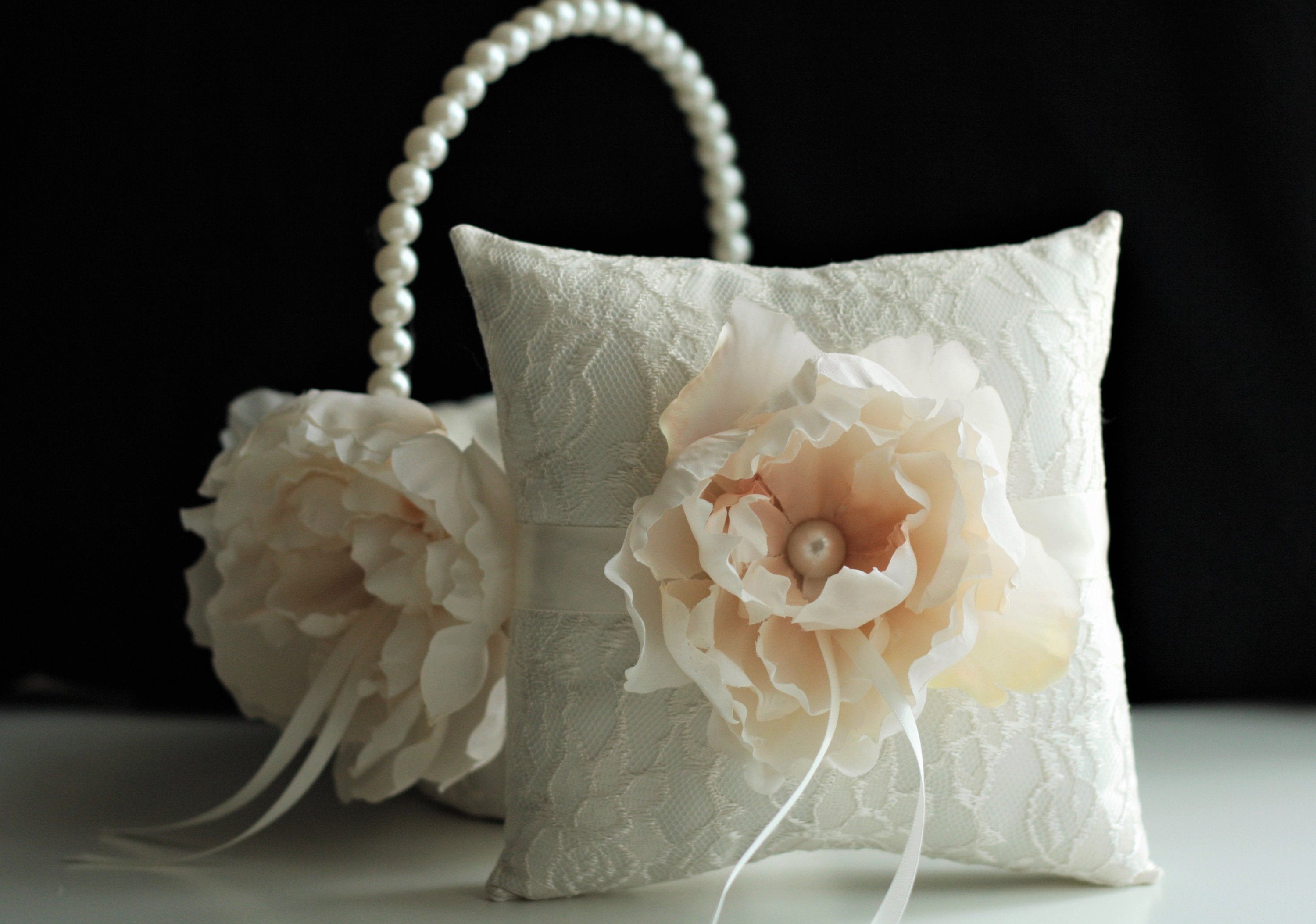 Amazon.com: White Satin Ring Bearer Pillow, Romantic Wedding Ring Holder,  Elegant Rustic Flowers Ring Pillow with Satin Ribbon Lace Rose Wedding  Decoration Bridal Wedding Ring Bearer Pillow : Home & Kitchen